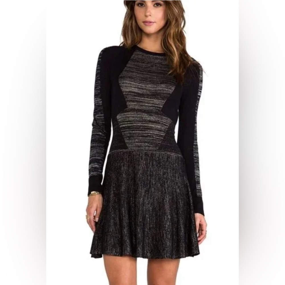 NWOT BCBG Jennings Long Sleeve Black & Metallic Sweater Mini Dress in Size Large